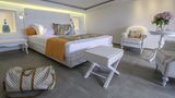 <b>Avaton Luxury Hotel & Villas Suite</b>. Images powered by <a href="https://www.leonardoworldwide.com/" title="Leonardo Worldwide" target="_blank">Leonardo</a>.