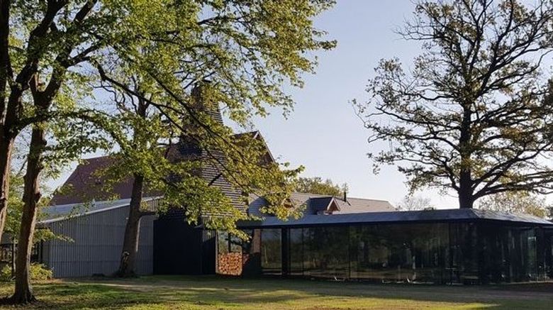<b>La Maison Troisgros Exterior</b>. Images powered by <a href="https://www.leonardoworldwide.com/" title="Leonardo Worldwide" target="_blank">Leonardo</a>.