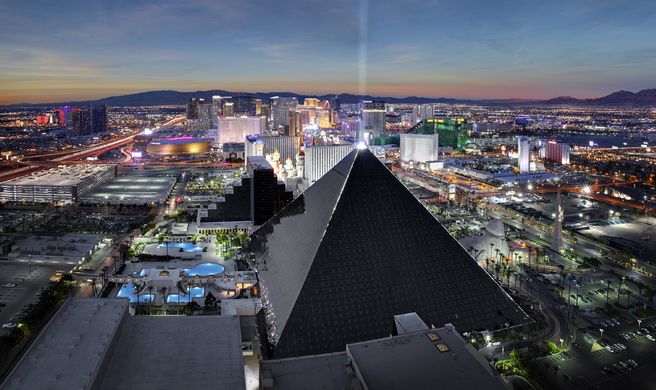 Luxor Hotel & Casino Exterior