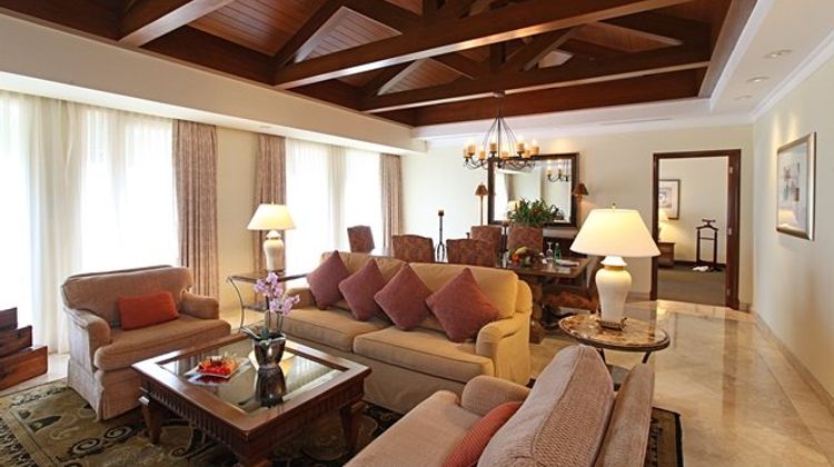 InterContinental at Metrocentro Mall Suite