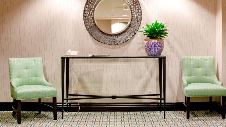 <b>Crowne Plaza St Louis Airport Lobby</b>. Images powered by <a href="https://www.leonardoworldwide.com/" title="Leonardo Worldwide" target="_blank">Leonardo</a>.