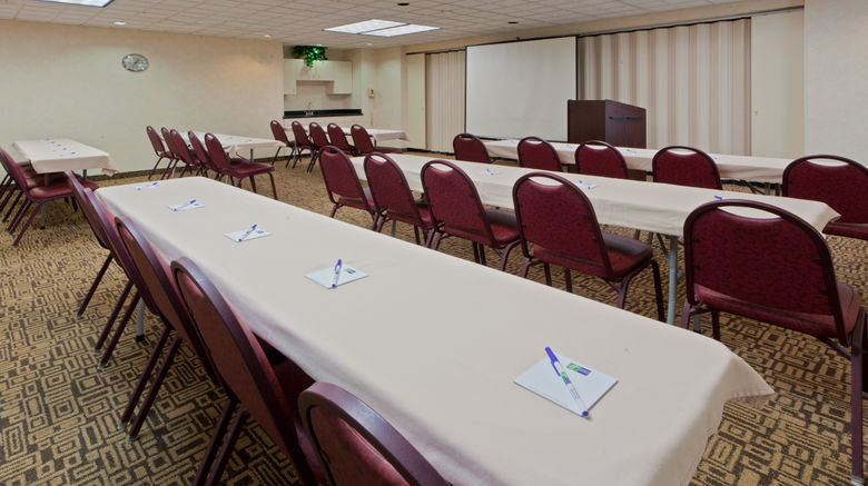 <b>Holiday Inn Express Meeting</b>. Images powered by <a href="https://www.leonardoworldwide.com/" title="Leonardo Worldwide" target="_blank">Leonardo</a>.