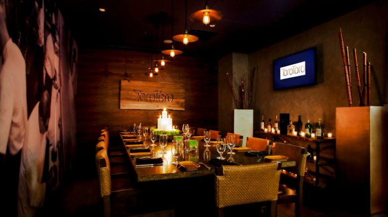 <b>InterContinental Miami Restaurant</b>. Images powered by <a href="https://www.leonardoworldwide.com/" title="Leonardo Worldwide" target="_blank">Leonardo</a>.