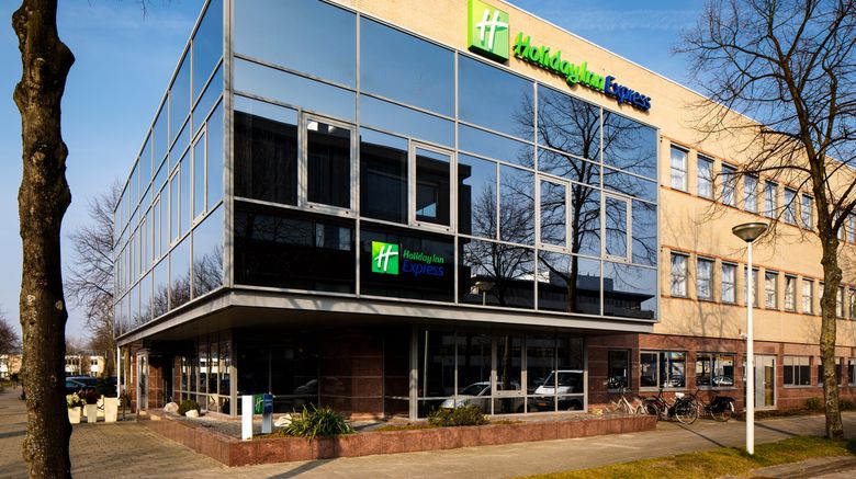 <b>Holiday Inn Express Amsterdam South Exterior</b>. Images powered by <a href="https://www.leonardoworldwide.com/" title="Leonardo Worldwide" target="_blank">Leonardo</a>.