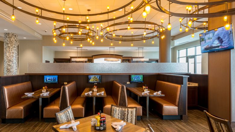 <b>Holiday Inn Paducah Riverfront Restaurant</b>. Images powered by <a href="https://www.leonardoworldwide.com/" title="Leonardo Worldwide" target="_blank">Leonardo</a>.