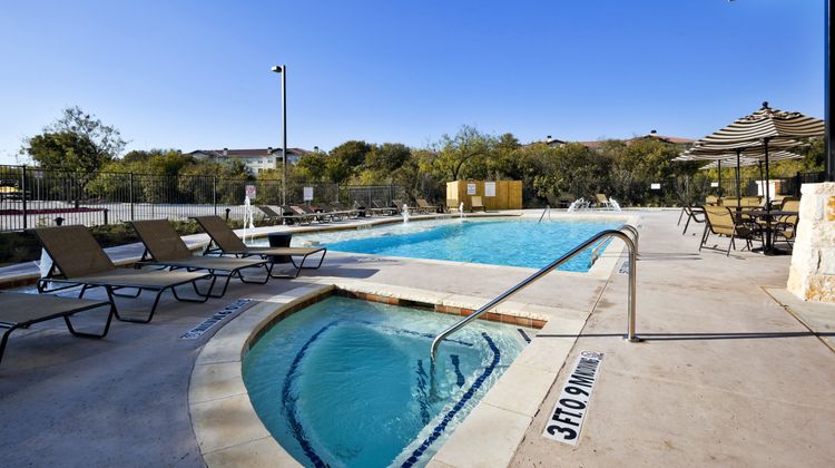 Holiday Inn Northwest/SeaWorld Area Pool
