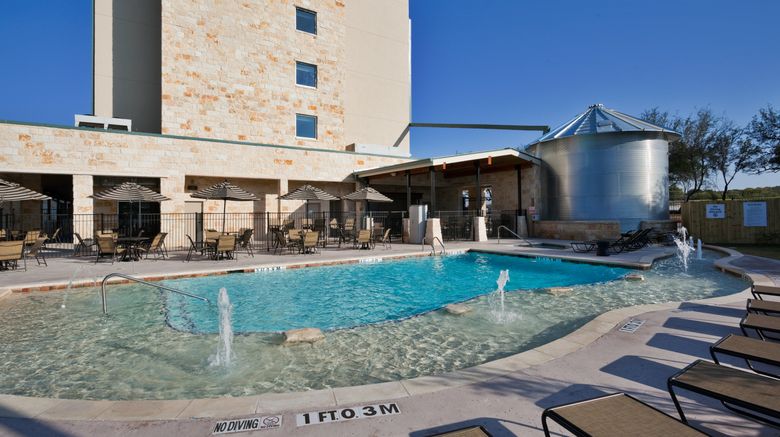 <b>Holiday Inn Northwest/SeaWorld Area Pool</b>. Images powered by <a href="https://www.leonardoworldwide.com/" title="Leonardo Worldwide" target="_blank">Leonardo</a>.