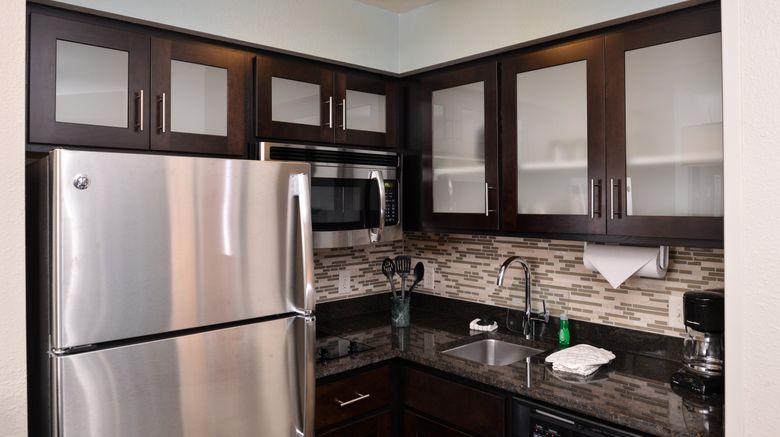 <b>Staybridge Suites Room</b>. Images powered by <a href="https://www.leonardoworldwide.com/" title="Leonardo Worldwide" target="_blank">Leonardo</a>.
