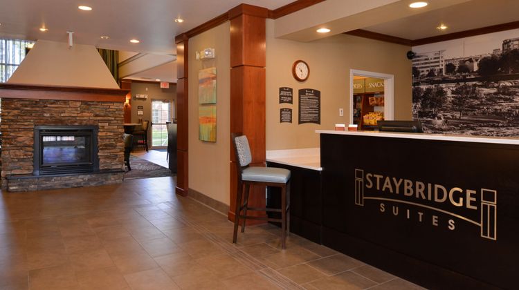 Staybridge Suites Lobby