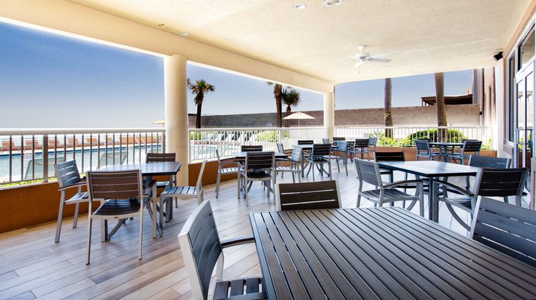 Holiday Inn Hotel & Suites Restaurant