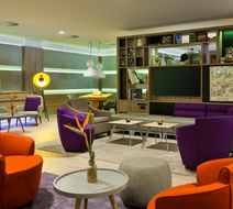 Holiday Inn Munich-City Centre Lobby