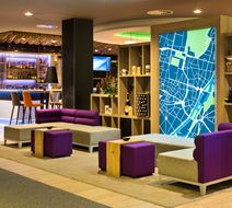 Holiday Inn Munich-City Centre Lobby