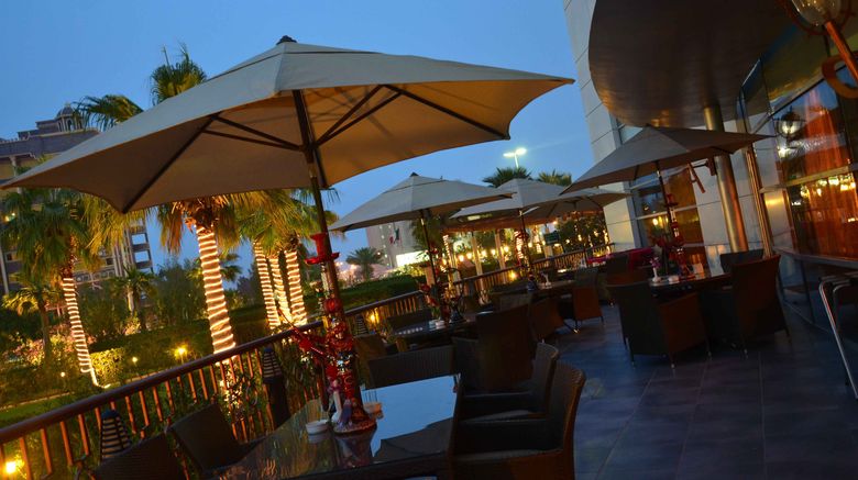<b>Holiday Inn Kuwait Restaurant</b>. Images powered by <a href="https://www.leonardoworldwide.com/" title="Leonardo Worldwide" target="_blank">Leonardo</a>.