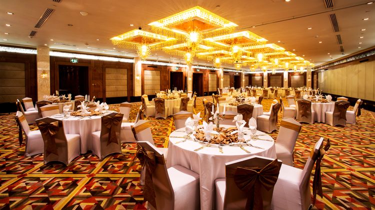 Holiday Inn Kuwait Ballroom