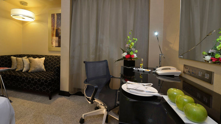 Crowne Plaza Bahrain Room