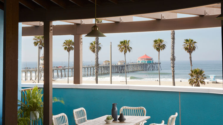 Kimpton Shorebreak Hotel Exterior