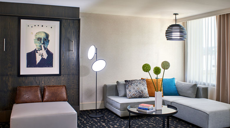 <b>Kimpton Hotel Palomar Beverly Hills Suite</b>. Images powered by <a href="https://www.leonardoworldwide.com/" title="Leonardo Worldwide" target="_blank">Leonardo</a>.