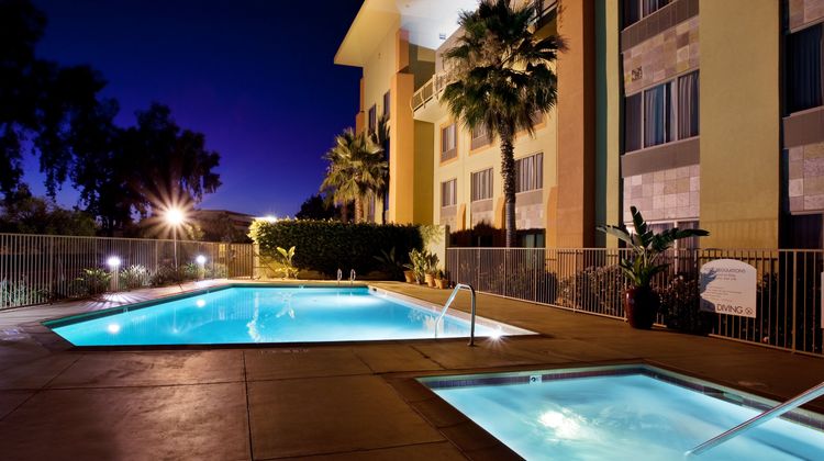 Holiday Inn Express & Suites Fremont Pool