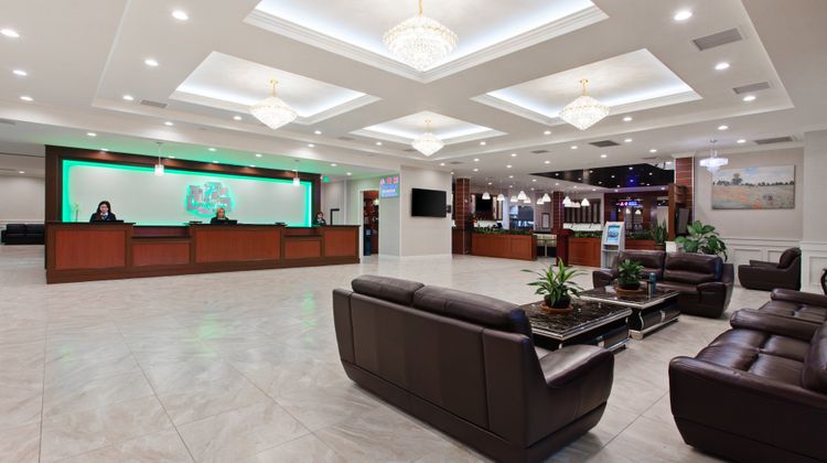 Holiday Inn El Monte Lobby