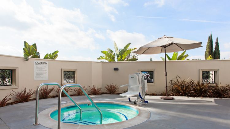 Holiday Inn El Monte Pool