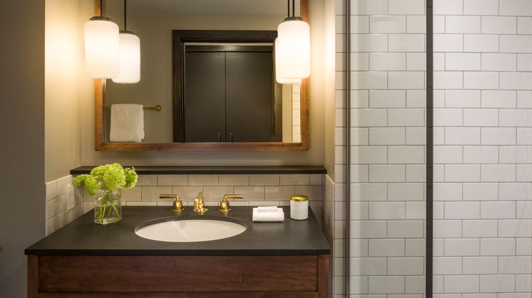 Kimpton Journeyman Hotel Room