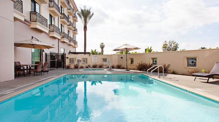 Holiday Inn El Monte Pool