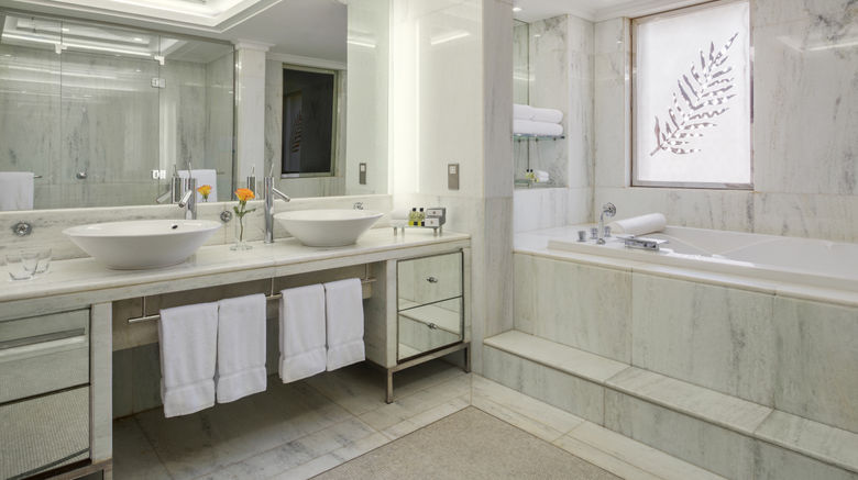 <b>InterContinental Riyadh Room</b>. Images powered by <a href="https://www.leonardoworldwide.com/" title="Leonardo Worldwide" target="_blank">Leonardo</a>.