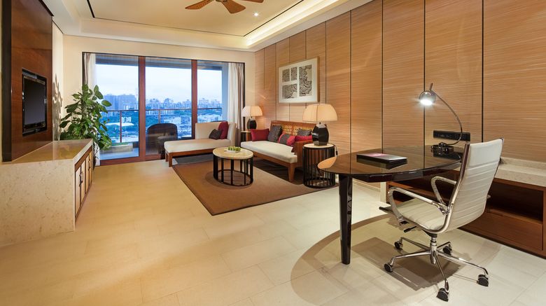 <b>Crowne Plaza Sanya City Center Suite</b>. Images powered by <a href="https://www.leonardoworldwide.com/" title="Leonardo Worldwide" target="_blank">Leonardo</a>.