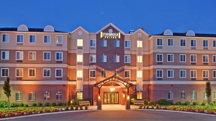 Staybridge Suites Rochester University Exterior