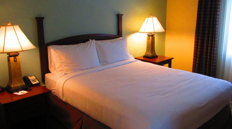 Staybridge Suites Rochester University Room