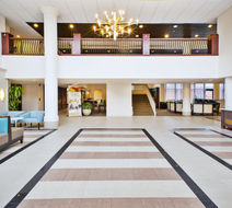 Holiday Inn Washington Dulles Airport Lobby