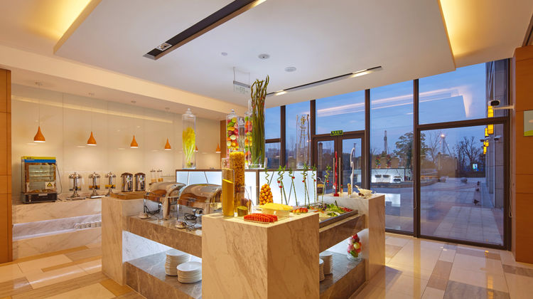 Holiday Inn Express Jiading Industry Pk Restaurant