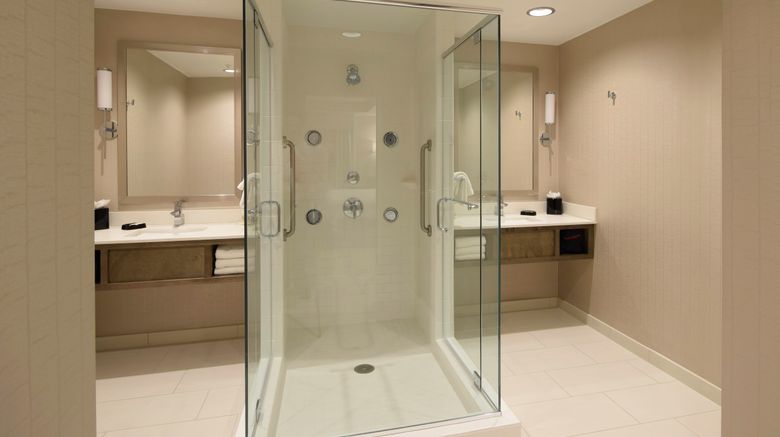 <b>Holiday Inn Cincinnati N - West Chester Suite</b>. Images powered by <a href="https://www.leonardoworldwide.com/" title="Leonardo Worldwide" target="_blank">Leonardo</a>.
