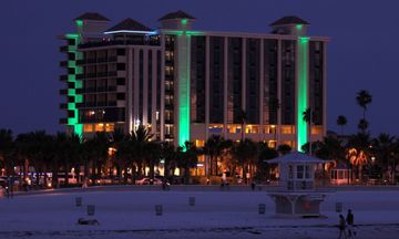 Pier House 60