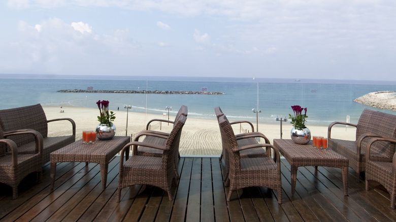 <b>Crowne Plaza Tel Aviv Beach Restaurant</b>. Images powered by <a href="https://www.leonardoworldwide.com/" title="Leonardo Worldwide" target="_blank">Leonardo</a>.