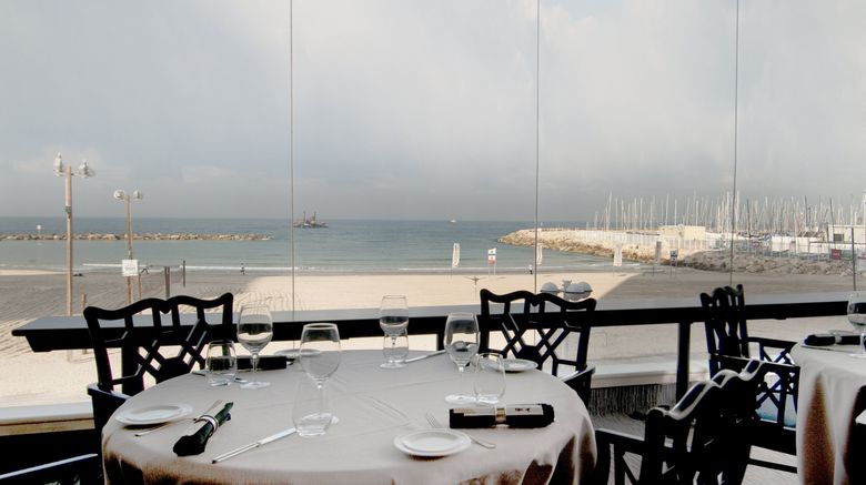 <b>Crowne Plaza Tel Aviv Beach Restaurant</b>. Images powered by <a href="https://www.leonardoworldwide.com/" title="Leonardo Worldwide" target="_blank">Leonardo</a>.