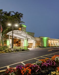 Holiday Inn Westbury Long Island
