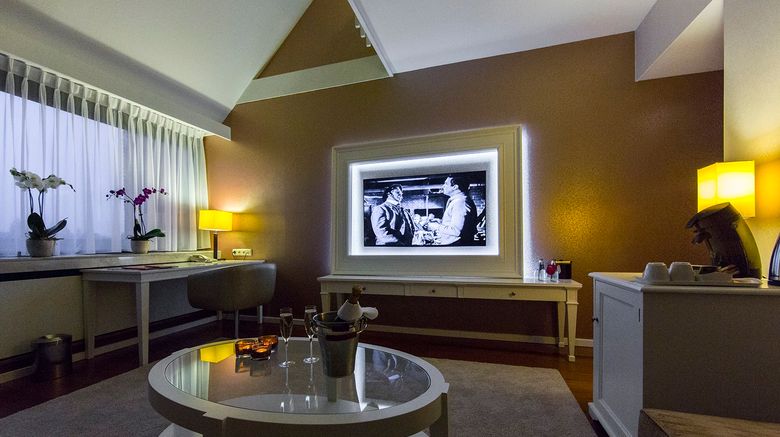 <b>Crowne Plaza Maastricht Suite</b>. Images powered by <a href="https://www.leonardoworldwide.com/" title="Leonardo Worldwide" target="_blank">Leonardo</a>.