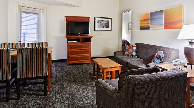 <b>Staybridge Suites Chattanooga Downtown Suite</b>. Images powered by <a href="https://www.leonardoworldwide.com/" title="Leonardo Worldwide" target="_blank">Leonardo</a>.