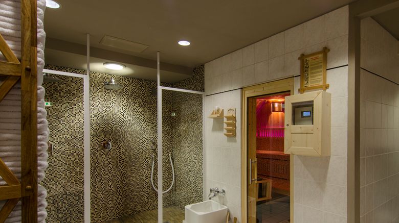 <b>Holiday Inn Munich-Unterhaching Recreation</b>. Images powered by <a href="https://www.leonardoworldwide.com/" title="Leonardo Worldwide" target="_blank">Leonardo</a>.