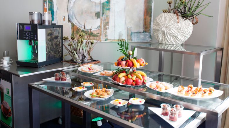 <b>Holiday Inn Munich-Unterhaching Meeting</b>. Images powered by <a href="https://www.leonardoworldwide.com/" title="Leonardo Worldwide" target="_blank">Leonardo</a>.