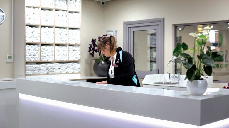 <b>Crowne Plaza London Heathrow Pool</b>. Images powered by <a href="https://www.leonardoworldwide.com/" title="Leonardo Worldwide" target="_blank">Leonardo</a>.