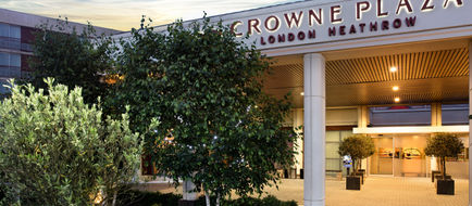 Crowne Plaza London Heathrow Exterior