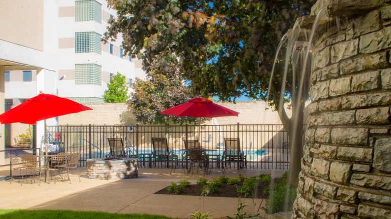 <b>Crowne Plaza Suites Pittsburgh South Pool</b>. Images powered by <a href="https://www.leonardoworldwide.com/" title="Leonardo Worldwide" target="_blank">Leonardo</a>.