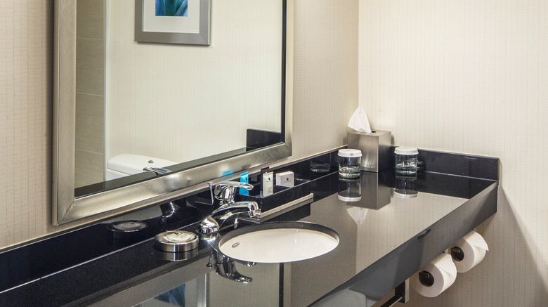 <b>Crowne Plaza Suites Pittsburgh South Room</b>. Images powered by <a href="https://www.leonardoworldwide.com/" title="Leonardo Worldwide" target="_blank">Leonardo</a>.
