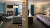 Crowne Plaza Suites Pittsburgh South Suite