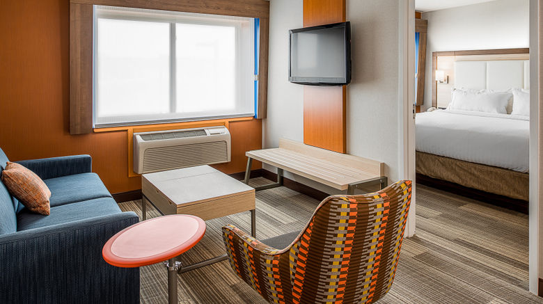 <b>Holiday Inn Express/Suites Halifax Suite</b>. Images powered by <a href="https://www.leonardoworldwide.com/" title="Leonardo Worldwide" target="_blank">Leonardo</a>.