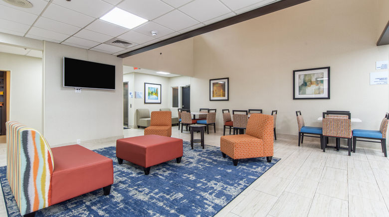 <b>Holiday Inn Express Lobby</b>. Images powered by <a href="https://www.leonardoworldwide.com/" title="Leonardo Worldwide" target="_blank">Leonardo</a>.
