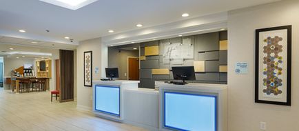 Holiday Inn Express Lexington Lobby