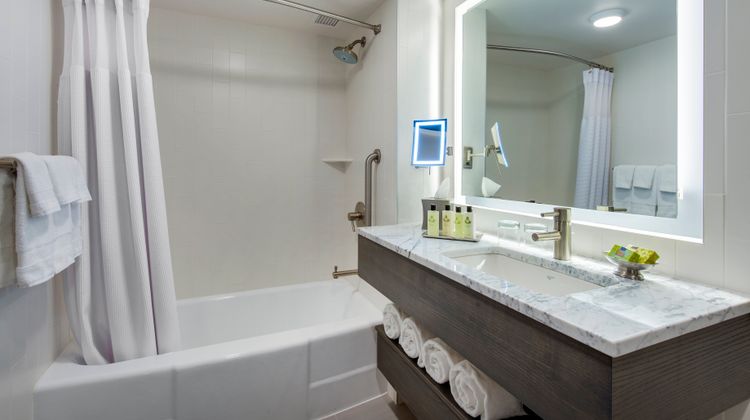 InterContinental St Paul Riverfront Room